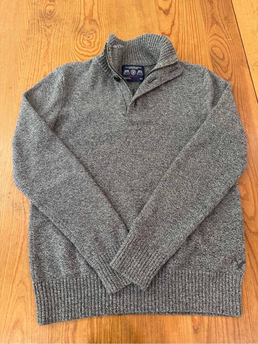 AE Men's Heather Gray Quarter Zip Pullover Sweater